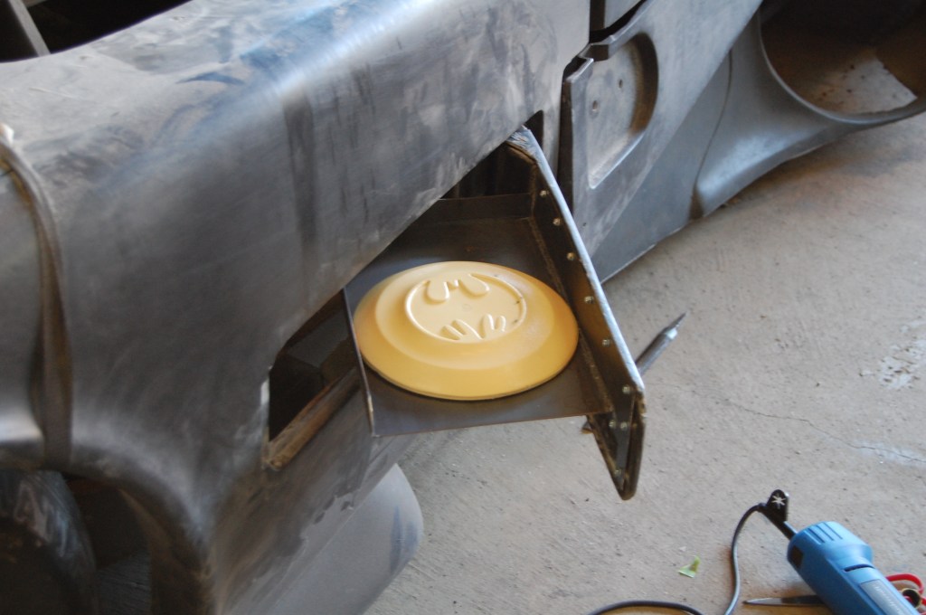 Driver’s Bat-Disc Door